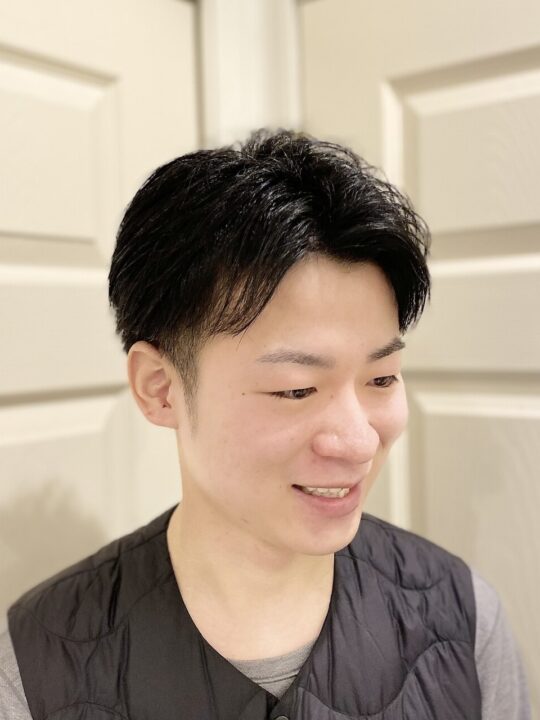 担当Stylist：青木 和人